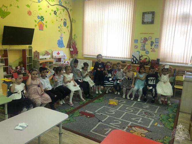 Открытое занятие в старшей группе "Ромашки"