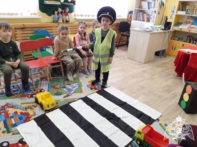 Неделя безопасного  дорожного движения в ДОУ