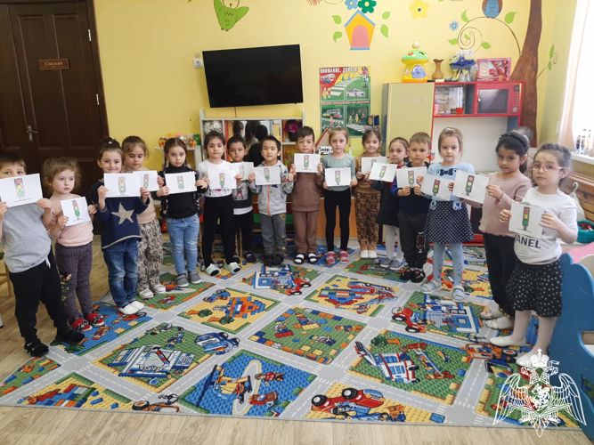 Неделя безопасного  дорожного движения в ДОУ