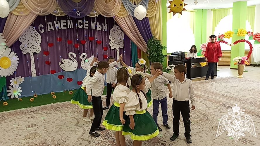 "День семьи, любви и верности"