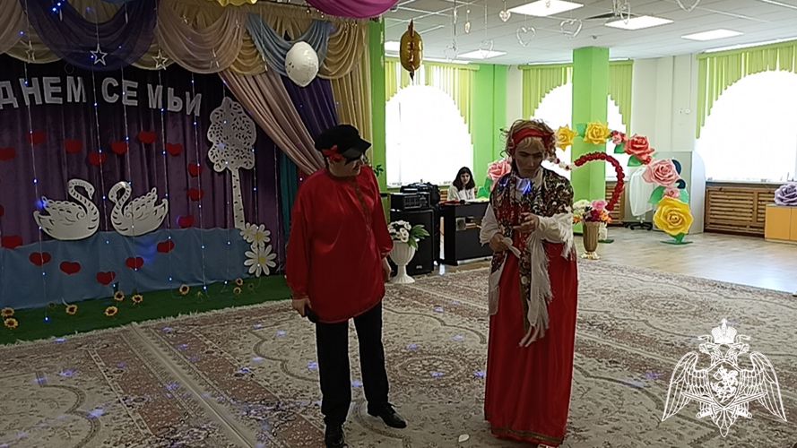 "День семьи, любви и верности"