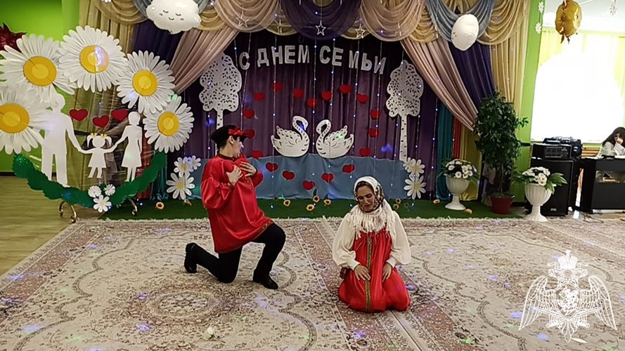 "День семьи, любви и верности"