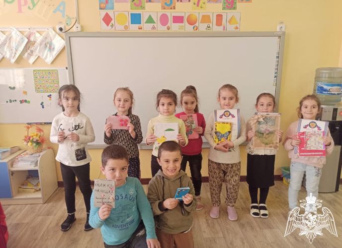 Конкурс "Книжка малышка"