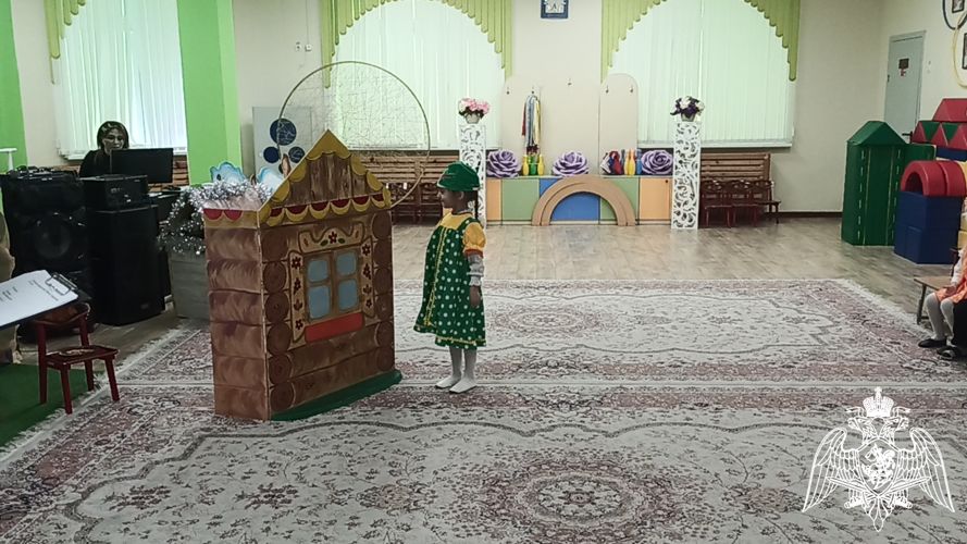 Викторина "Все любят сказки" с детьми старшей группы "Ласточки" (провела Костоева М.А.)