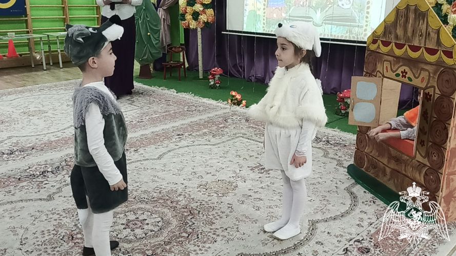 Викторина "Все любят сказки" с детьми старшей группы "Ласточки" (провела Костоева М.А.)