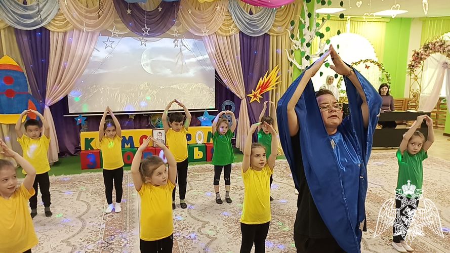 Спортивный праздник "Космодром здоровья" (провела: инструктор по физической культуре Циздоева Л.А.)