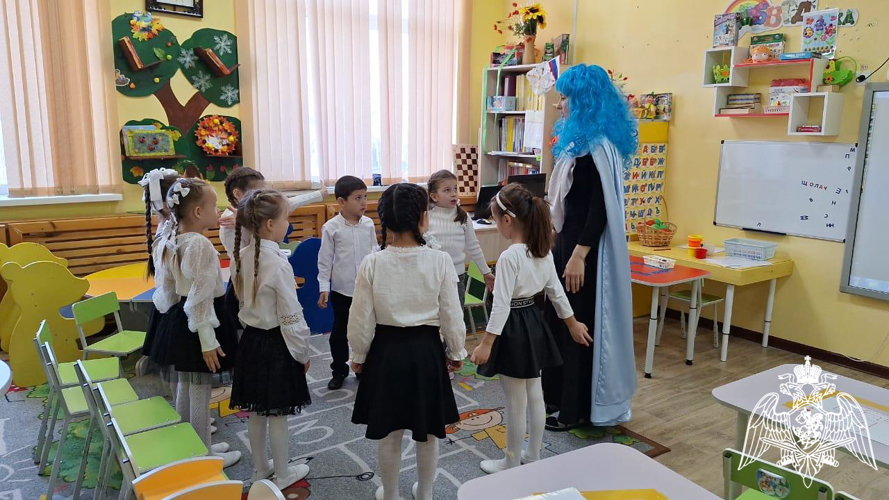 Занятие педагога-психолога Дзангиевой З.М. "Путешествие с Мальвиной в поисках волшебных ключей" 