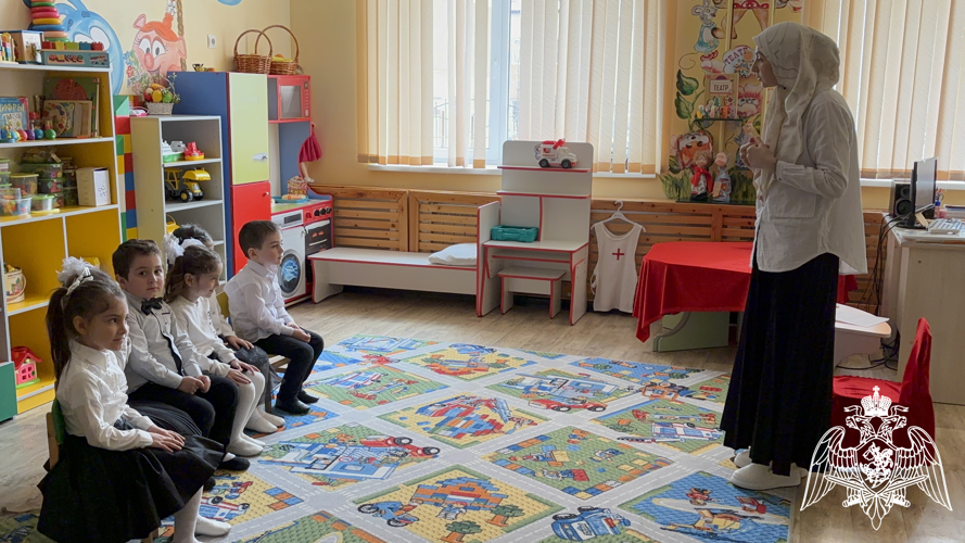 ПСИХОПРОФИЛАКТИЧЕСКОЕ ЗАНЯТИЕ С ДЕТЬМИ СРЕДНЕЙ ГРУППЫ: «ДОБРЫЕ ПОСТУПКИ»