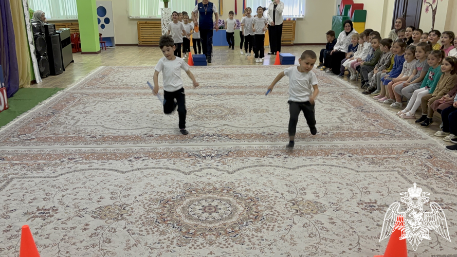Спортивный праздник  «Мы здоровы и это здорово!»