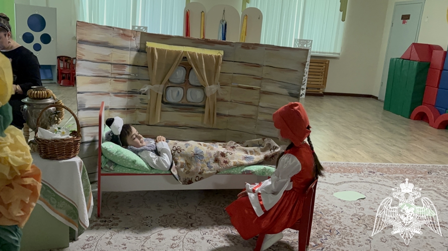 Постановка сказки Шарля Перро «Красная шапочка»