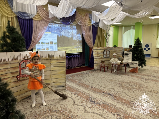 «В гостях у сказки» (инсценировка сказки во всех возрастных группах)
